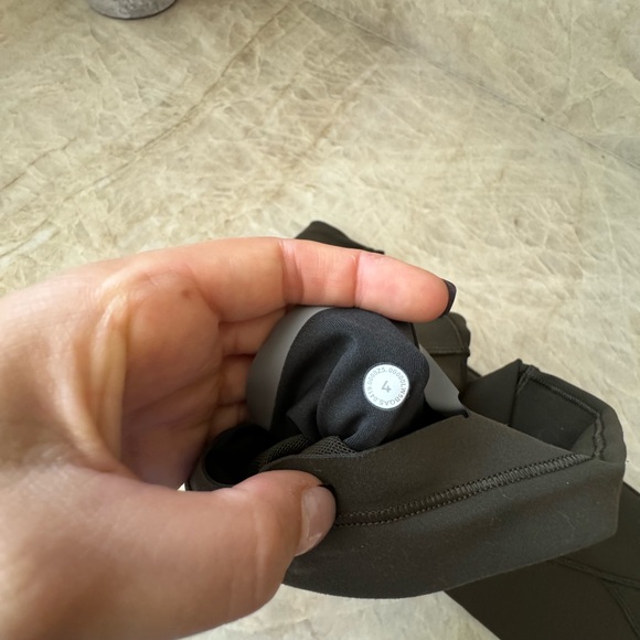 Lululemon In Movement leggings - Picture 4 of 4